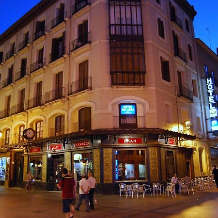 Hotel Rio Arga Zaragoza Kültér fotó